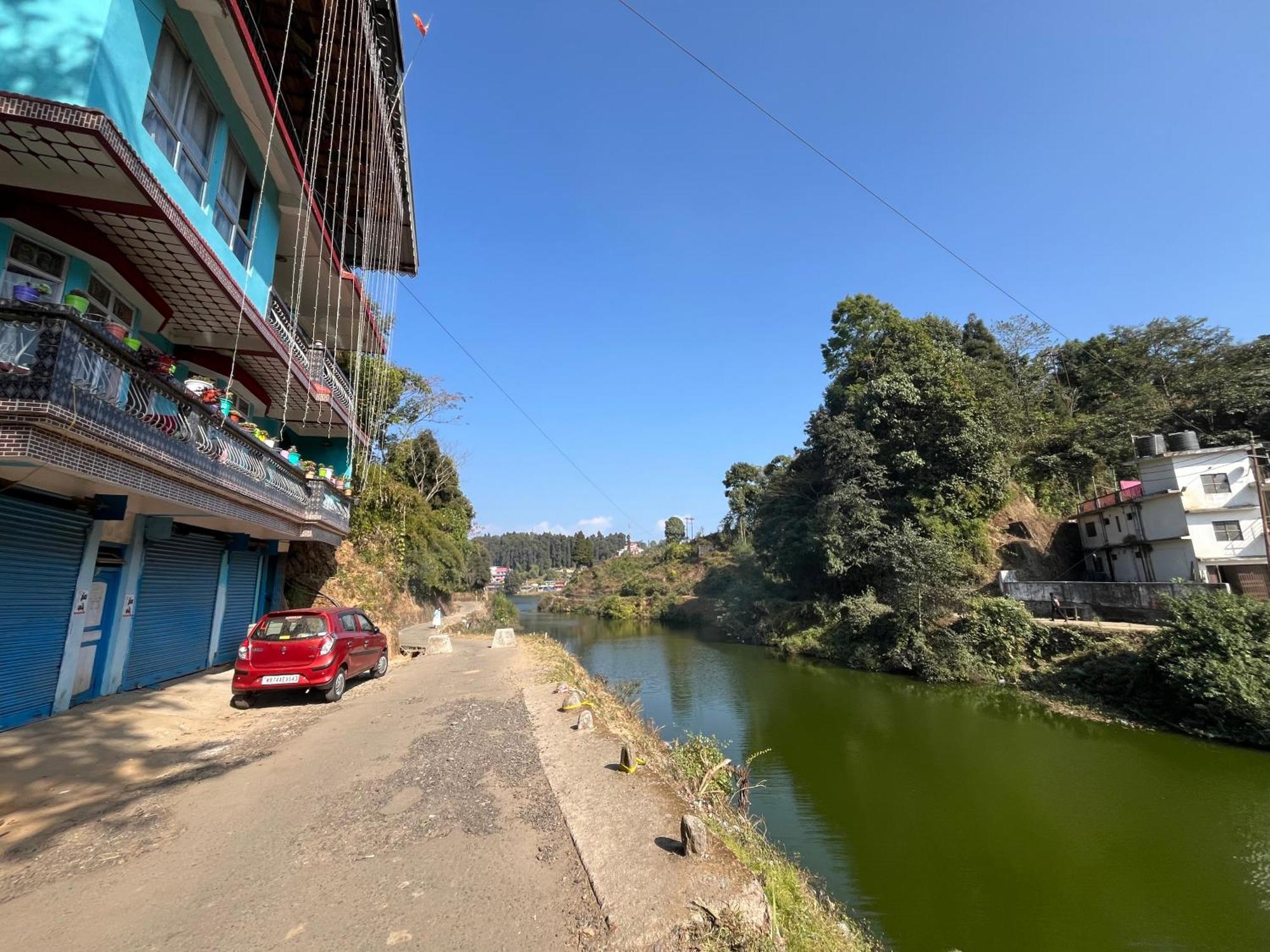 Pradhan Homestay Mirik - Homestay Beside Mirik Lake Екстер'єр фото