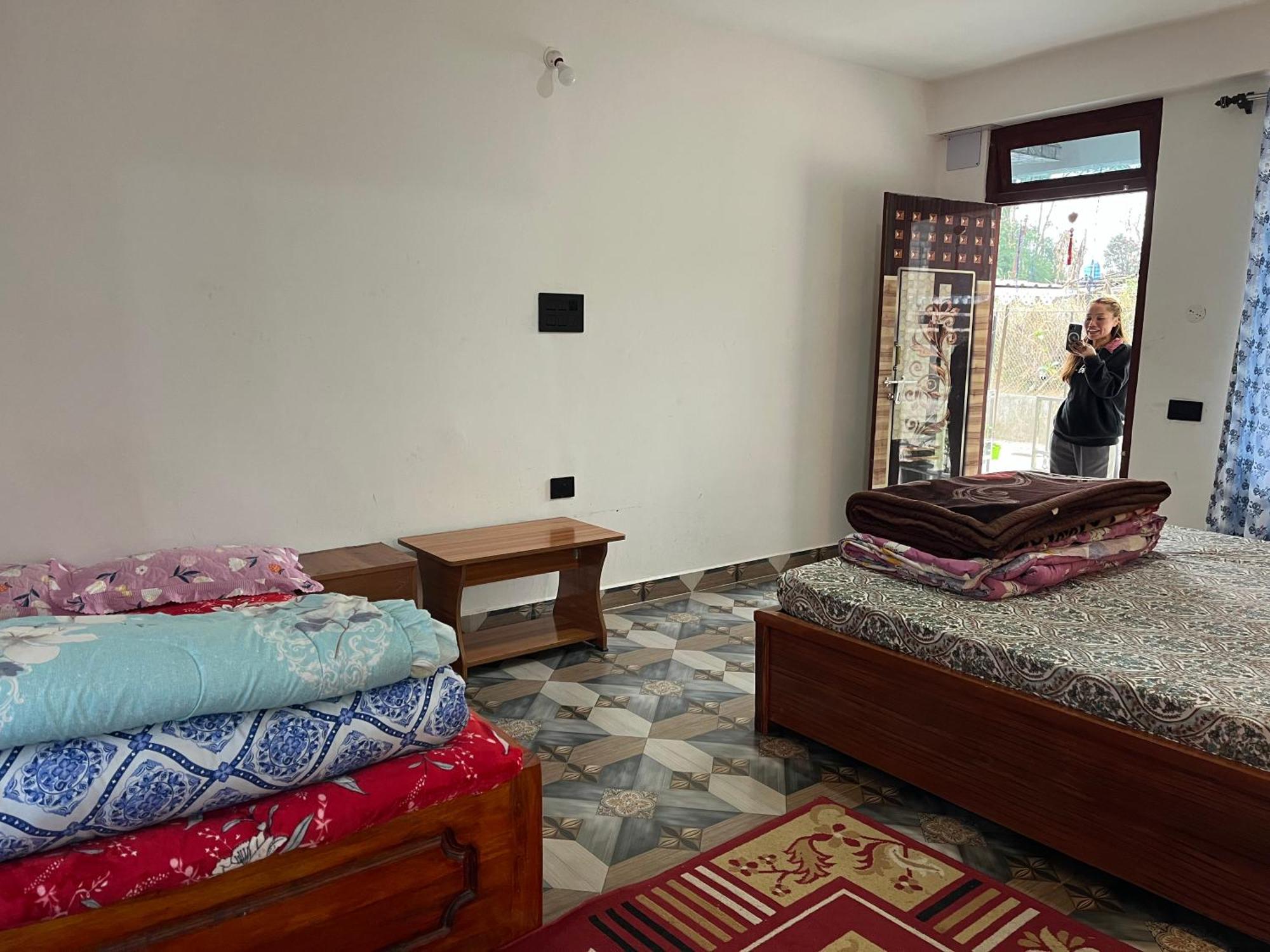 Pradhan Homestay Mirik - Homestay Beside Mirik Lake Екстер'єр фото